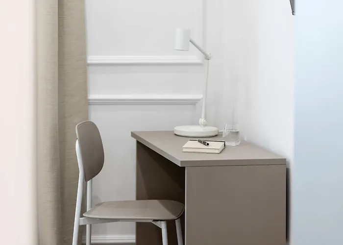 New! Colosseum Holidays - Prestige Three Bedrooms * Roma